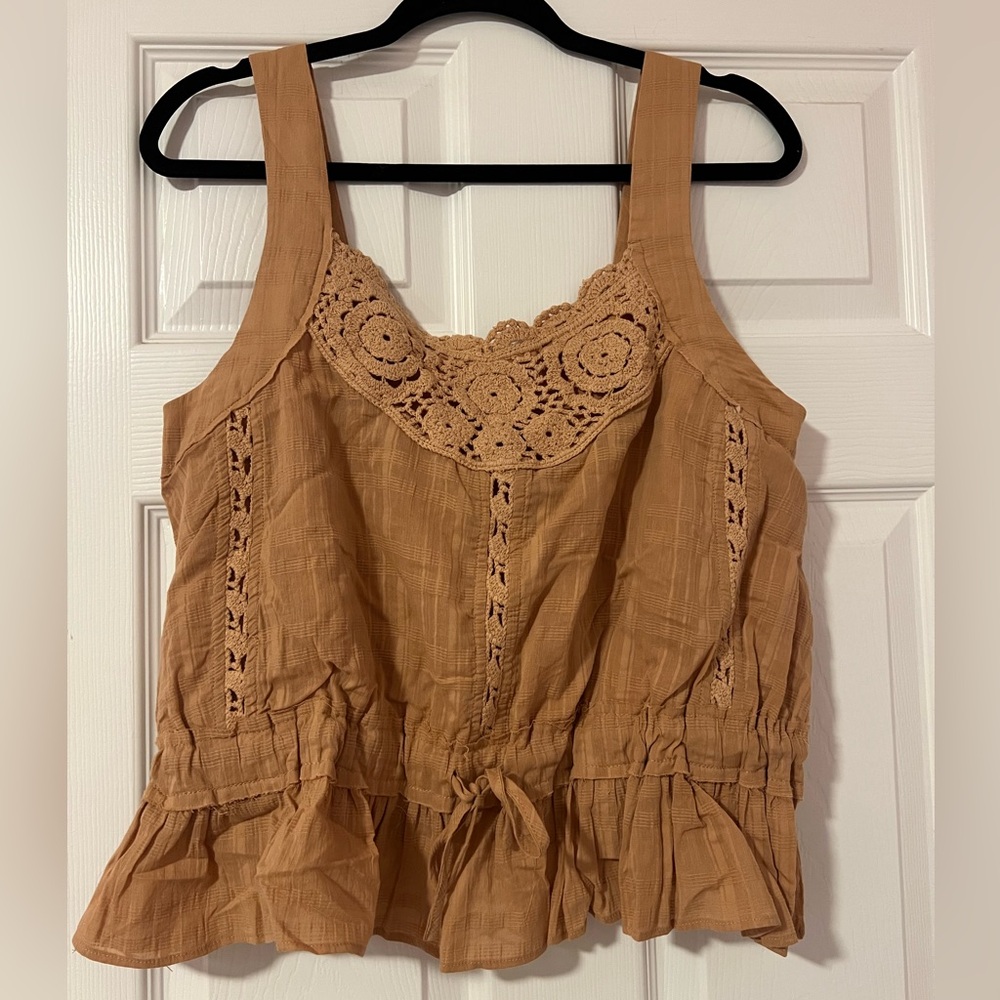 Miss Me lace crop top